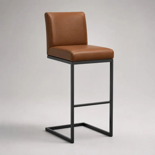 Sgabello da bar in pelle sintetica PU marrone con schienale e telaio in acciaio nero, 44 × 52 × 105 cm