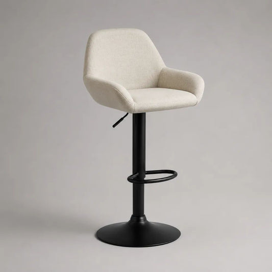 Sgabello da bar girevole regolabile in tessuto crema con braccioli e base rotonda in acciaio nero, 53 × 52 × 89-110 cm
